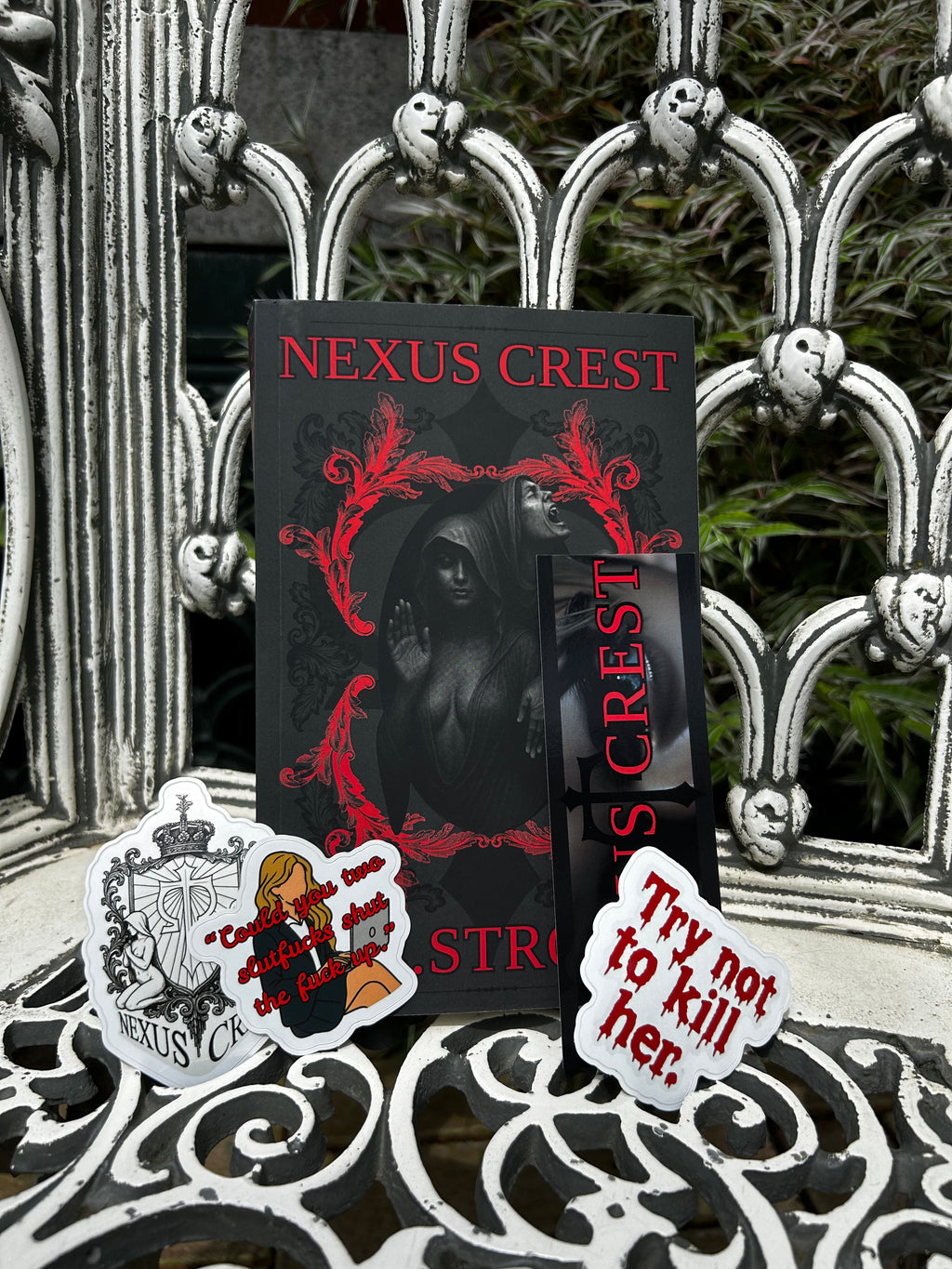 The Nexus Crest Nocturnal Set