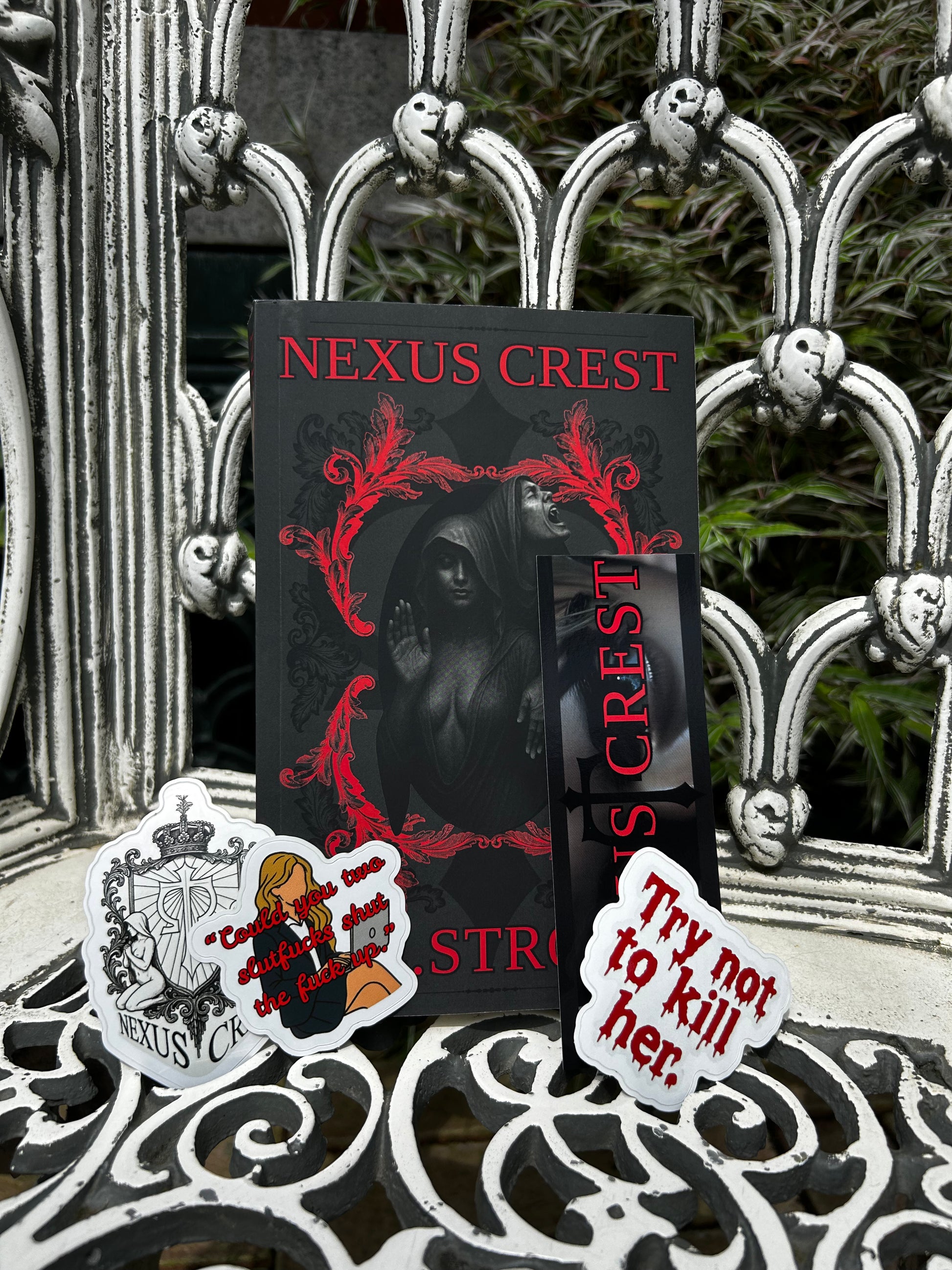 The Nexus Crest Nocturnal Set